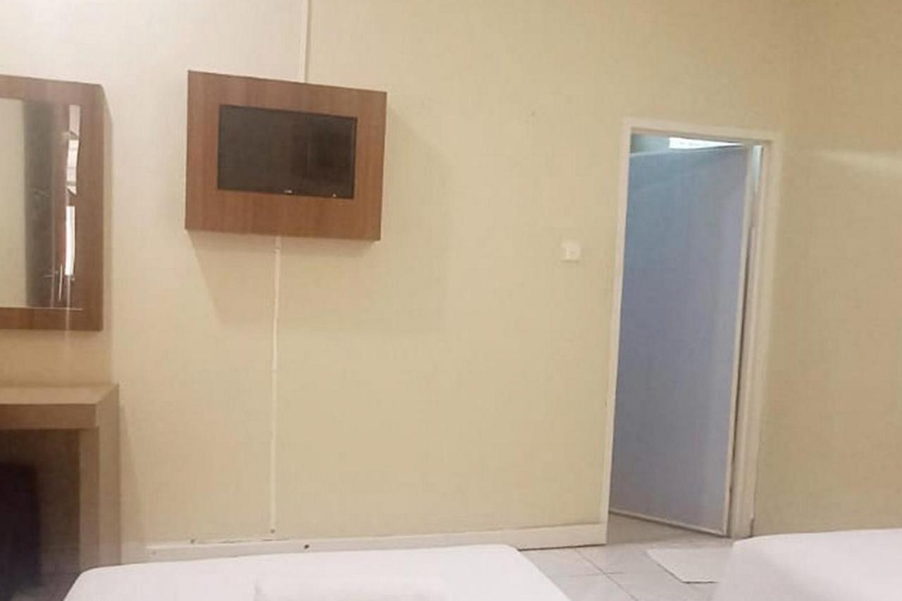 Hotel Shafira Pariaman Syariah Mitra Reddoorz מראה חיצוני תמונה