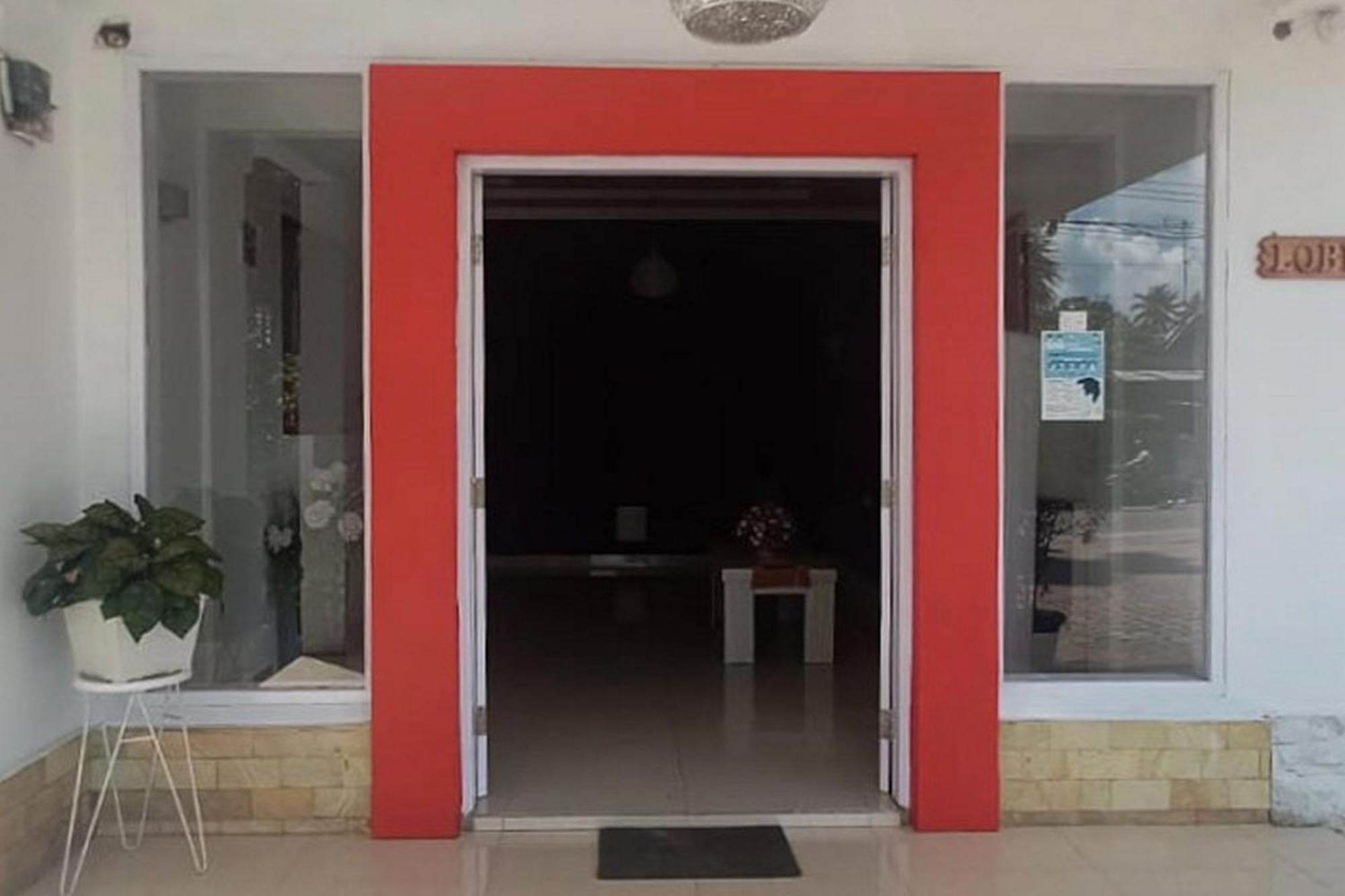 Hotel Shafira Pariaman Syariah Mitra Reddoorz מראה חיצוני תמונה